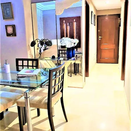 شقة New Estrelitzia Luxury Apartamen