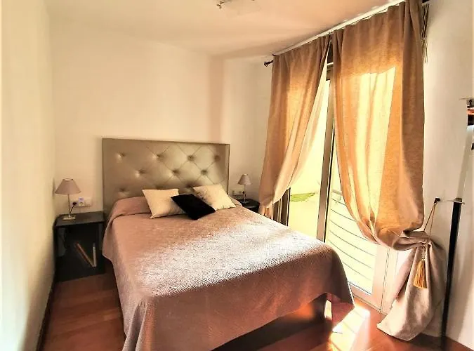 Appartement New Estrelitzia Luxury Apartamen